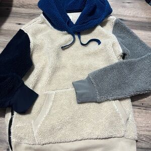 American Eagle Outfitters Cream and Blue Color-Block Hoodie
